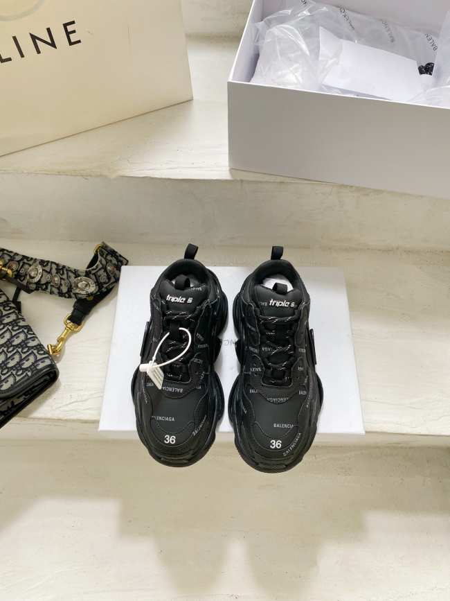 Balenciaga Sneakers 001 - 1