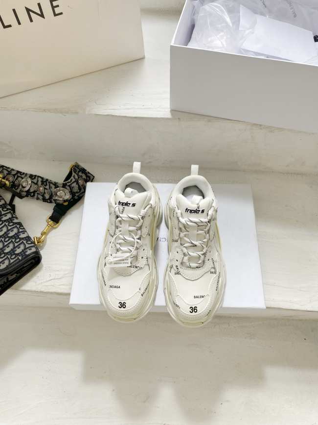 Balenciaga Sneakers 002 - 1