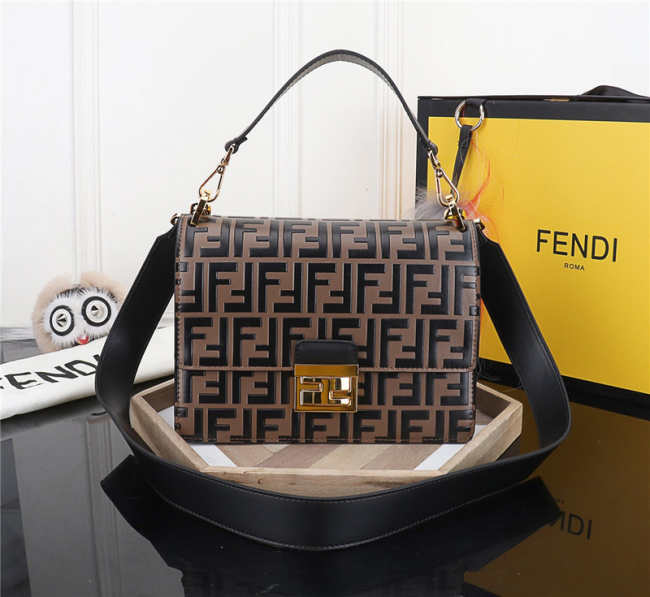 Fendi Kan I bag 25cm - 1