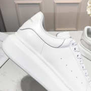 Alexander McQueen Sports Shoes 001 - 4