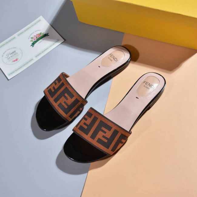 Fendi Slipper 001 - 1