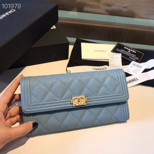 Chanel LeBoy Wallet Caviar Blue 19CM  - 1