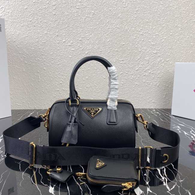 Prada RE-EDITION 1BB846 007 - 1