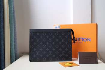 Louis Vuitton POCHETTE VOYAGE MM