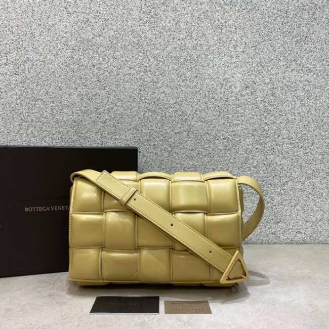 Bottega Veneta Cassette Bag 26cm 001 - 1