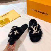 Louis Vuitton Sandals 018 - 6