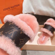 Louis Vuitton Sandals 023 - 6