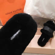 Louis Vuitton Sandals 025 - 6