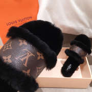 Louis Vuitton Sandals 028 - 4