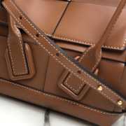 Bottega Veneta Arco Bag  - 6