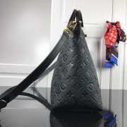 LV V Tote MM Handbag M44421 - 4