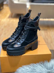 Louis Vuitton Boots 002 - 1