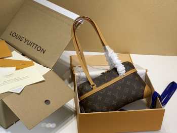 Louis Vuitton Coussin Bag M51143