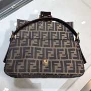 Fendi Vintage Bag gold hardware - 4