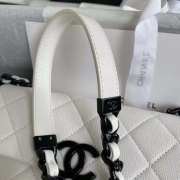 Chanel AS2302 Flap Bag 20cm - 3