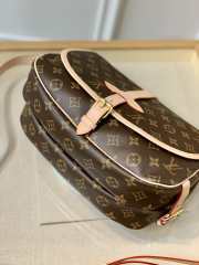 Louis Vuitton Saumur Bag M40710 - 5