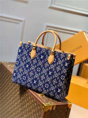 Louis Vuitton MM Onthego Handbag 35cm - 1