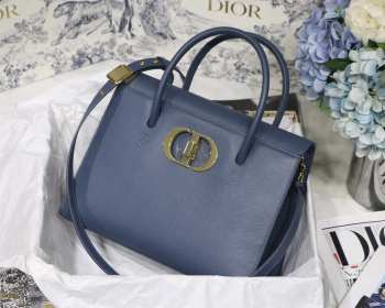 Dior 30 Montaigne Bag