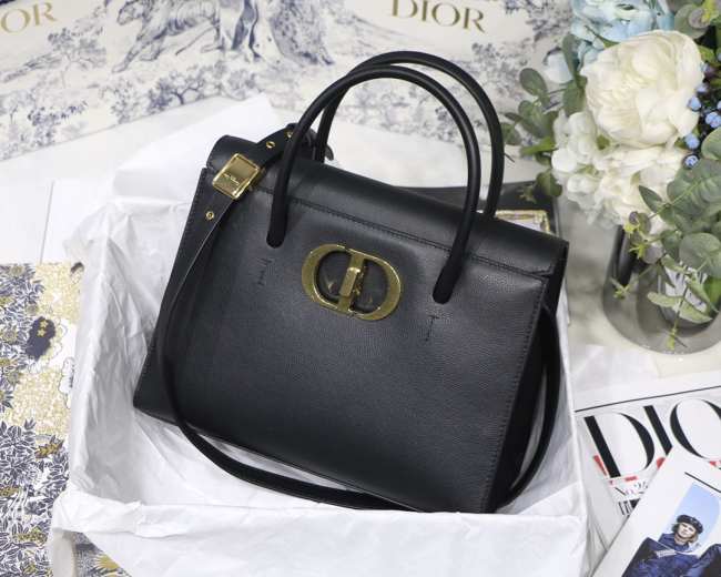 Dior 30 Montaigne Bag 002 - 1