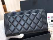 Chanel boy zippy wallet - 4