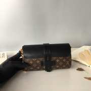 Louis Vuitton GLASSES CASE M43524 - 5