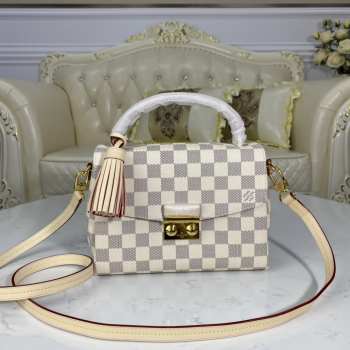 LV CROISETTE BAG N53000