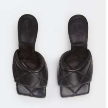 Bottega Veneta Sandals 009