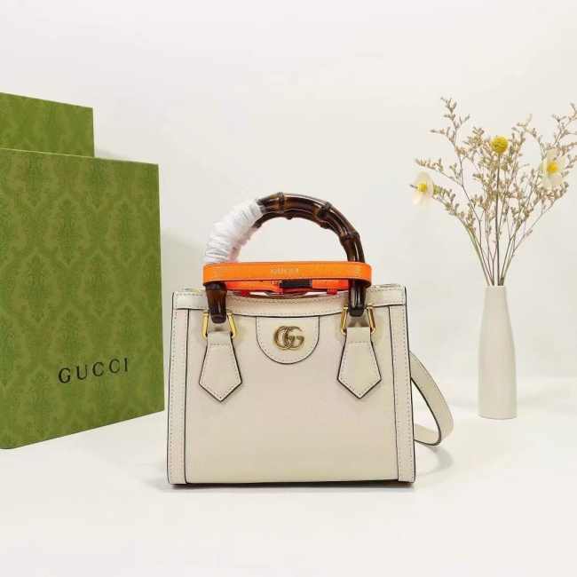 Gucci Diana Top Handbags - 1