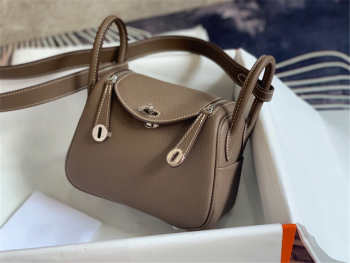 Hermes mini lindy togo 19cm