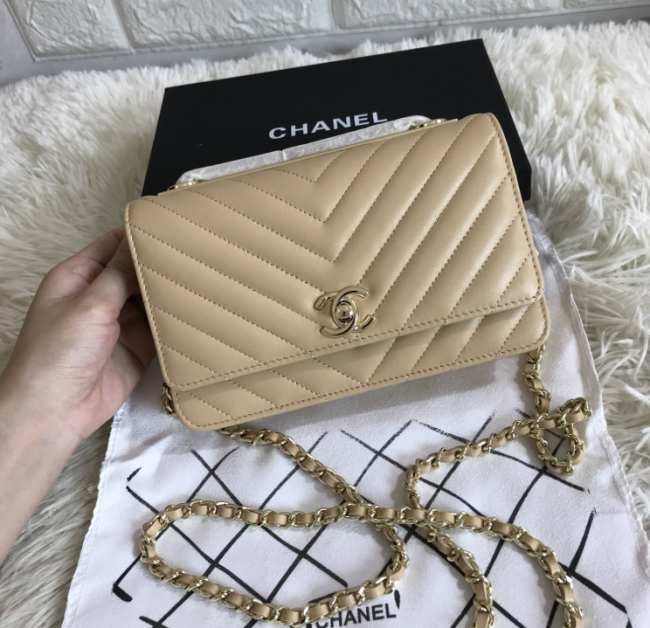 Chanel WOC Lambskin Beige Bag 19CM - 1