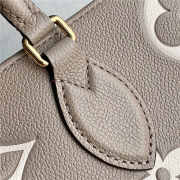 Louis Vuitton ONTHEGO PM Cream M45494 25cm - 2