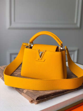 Louis Vuitton Capucine Mini Yellow Gold M55985 21CM