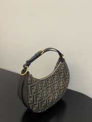 Fendi Small Hobo Bag Brown 29cm - 4