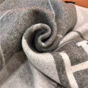 Hermes Wool Blanket Grey and White - 6