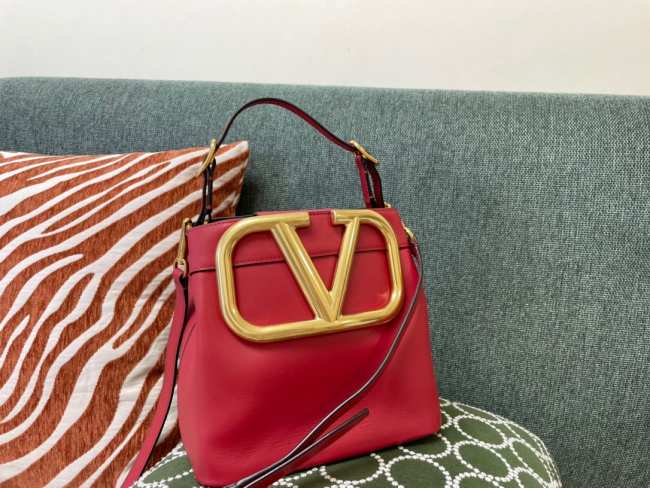 Valentino V Logo Bucket Bag Red 20cm - 1