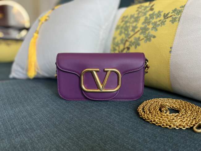 Valentino Garavani Small Shoulder Bag 19cm Purple - 1