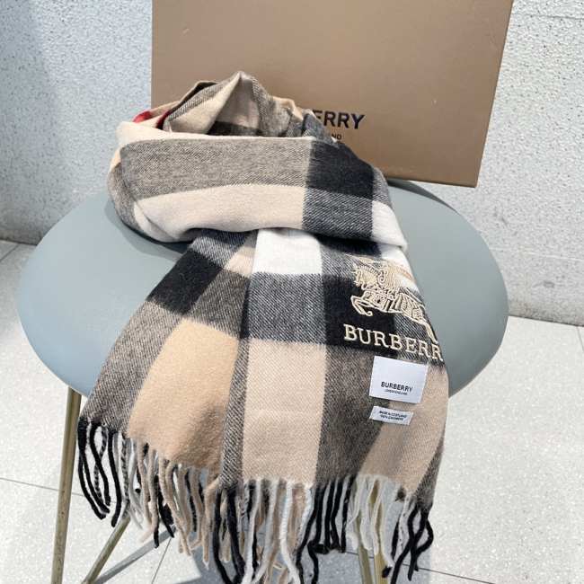 Burberry Scarf 002  - 1