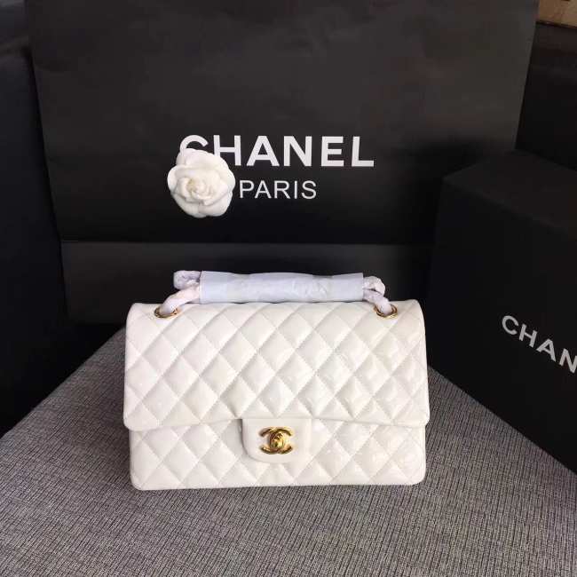 Chanel Flap White Bag With Gold Hardware 25cm - 1