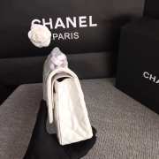 Chanel Flap White Bag With Gold Hardware 25cm - 2