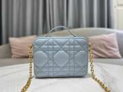 Dior Caro Box Bag with Chain Blue 18cm - 5