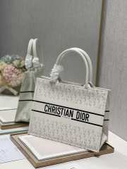 Dior Book Tote Bag White 36cm - 4