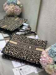 Dior Leopard Book Tote 41.5cm - 6