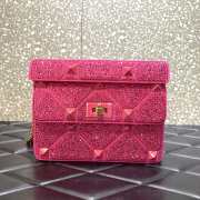 Valentino Garavani Roman Stud Bag Pink 25cm - 1