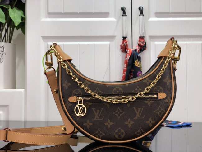 Louis Vuitton Monogram Loop Bag 23cm - 1