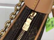 Louis Vuitton Monogram Loop Bag 23cm - 3