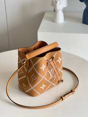 LV Neonoe Monogram BB Bag M46029 20cm - 5