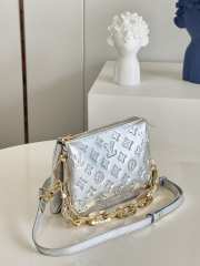 Louis Vuitton Coussin BB Silver Bag M20567 21cm - 3