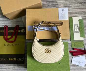 Gucci GG Marmont Half-moon-shaped Mini Bag White