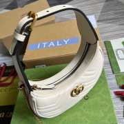 Gucci GG Marmont Half-moon-shaped Mini Bag White - 5