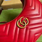 Gucci GG Marmont Half-moon-shaped Mini Bag Red - 2